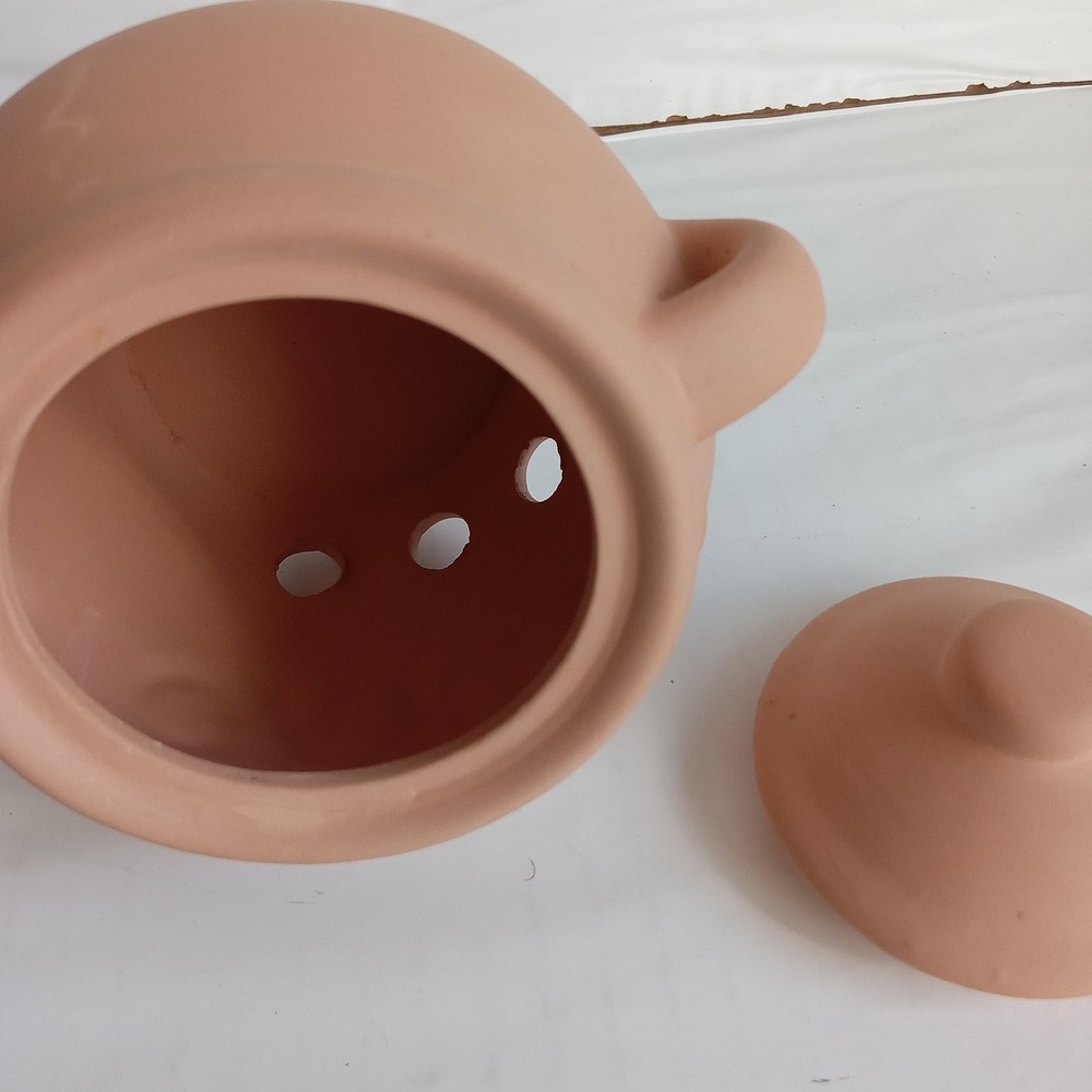 Terracotta  Garlic Storage Container - Picture 7 of 10